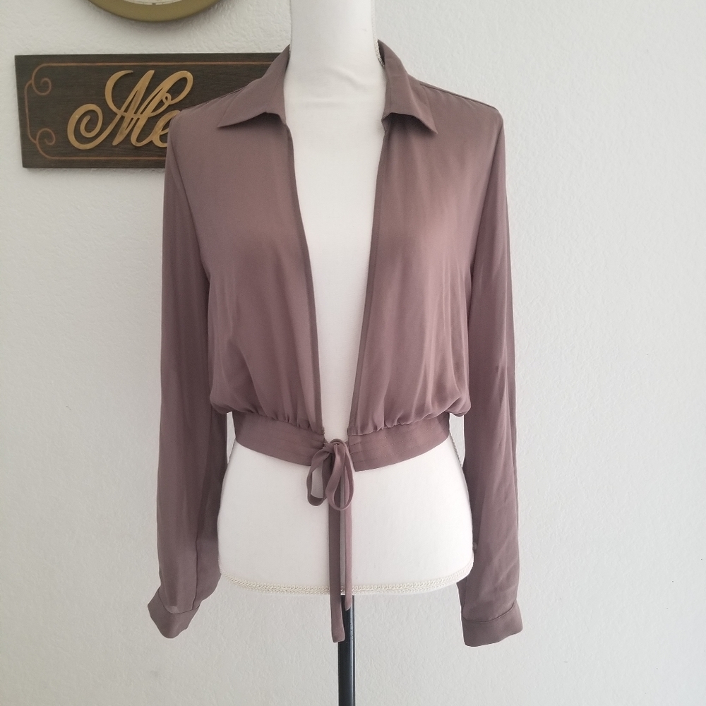 Long sleeve chiffon tie front blouse